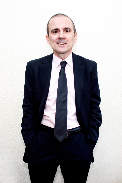 PEDRO ES UN TÍO ELEGANTE